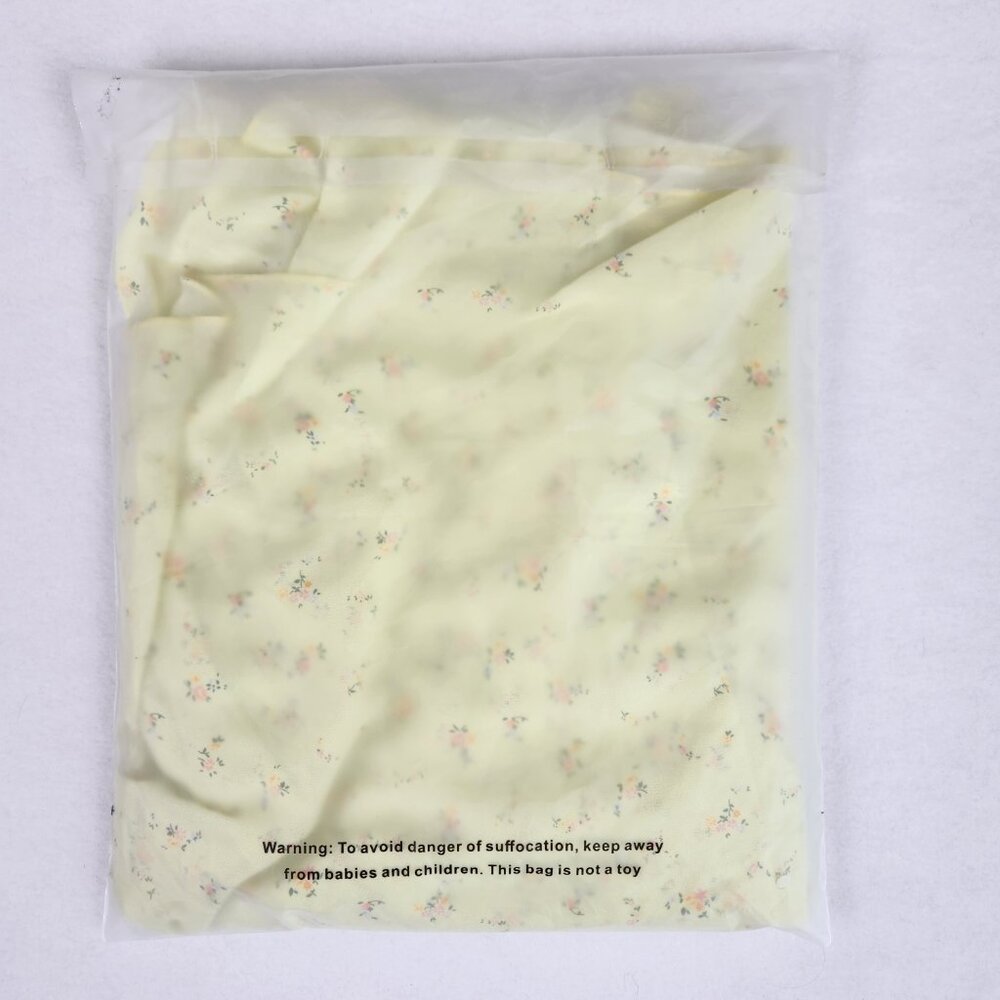 Rumored Secret Garden Babydoll Mini Dress Size M Spring Affair Yellow Green NWT - Picture 4 of 6
